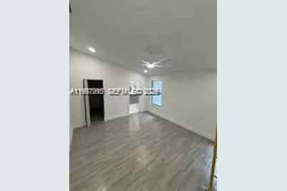 427 SW 169th Ter, Weston, FL 33326 - Photo 13