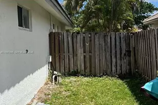 427 SW 169th Terrace, Weston, FL 33326 - Photo 49