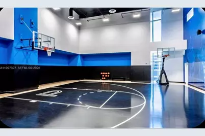 851 NE 1st Ave #304, Miami, FL 33132 - Photo 5