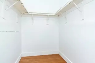 1490 W 42nd Pl, Hialeah, FL 33012 - Photo 19