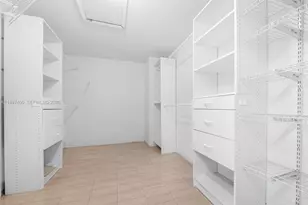 8724 NW 189th Terrace, Hialeah, FL 33018 - Photo 13