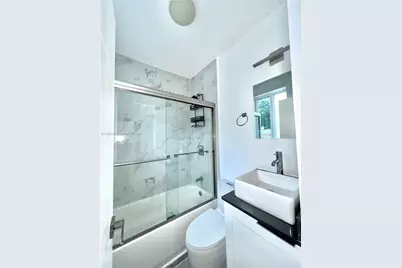 1036 SW 5th St #12, Miami, FL 33130 - Photo 15