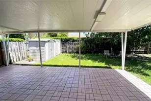 19011 NW 79th Ct, Hialeah, FL 33015 - Photo 29