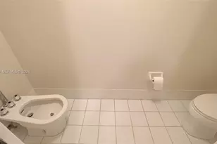 19011 NW 79th Ct, Hialeah, FL 33015 - Photo 21