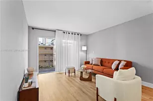 677 NE 24th St, Miami, FL 33137 - Photo 13