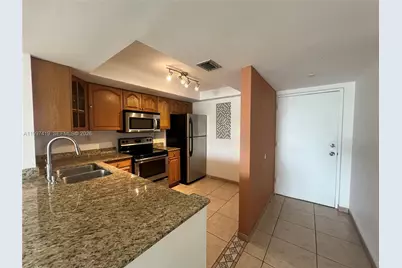 7125 Bay Dr #301, Miami Beach, FL 33141 - Photo 5