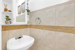 1675 W 57th St, Hialeah, FL 33012 - Photo 21