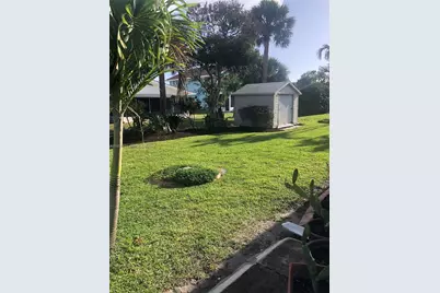 1920 Eucalyptus Ave, Hutchinson Island, FL 34949 - Photo 5