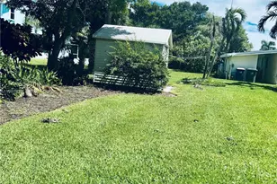 1920 Eucalyptus Ave, Hutchinson Island, FL 34949 - Photo 25