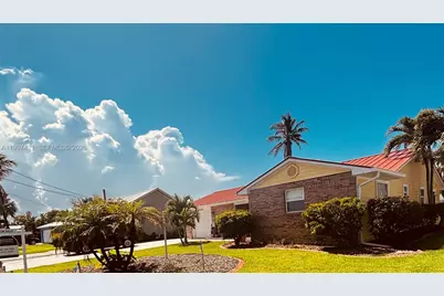 1920 Eucalyptus Ave, Hutchinson Island, FL 34949 - Photo 27