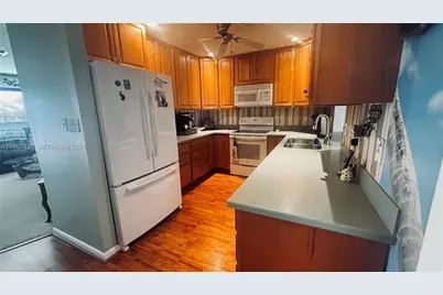1920 Eucalyptus Ave, Hutchinson Island, FL 34949 - Photo 7