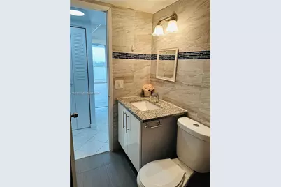 1301 NE Miami Gardens Dr #724W, Miami, FL 33179 - Photo 3