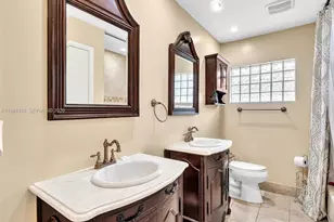 1900 NW 95th Ave, Pembroke Pines, FL 33024 - Photo 7