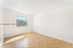 8460 SW 154th Cir Ct, Miami, FL 33193 - Photo 9