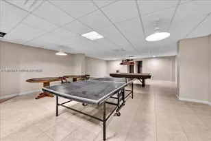 3111 N Ocean Dr, Hollywood, FL 33019 - Photo 37