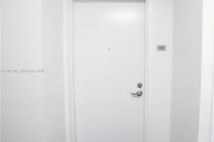 350 NE 24th St, Miami, FL 33137 - Photo 15