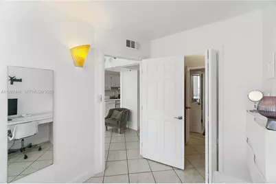 100 Lincoln Rd #638, Miami Beach, FL 33139 - Photo 9