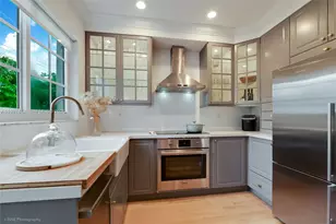 21 Madeira Ave, Coral Gables, FL 33134 - Photo 5