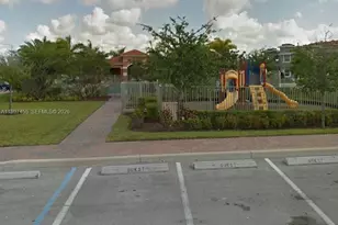 962 SW 143rd Ave, Pembroke Pines, FL 33027 - Photo 9