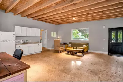 7405 SW 79th Ct, Miami, FL 33143 - Photo 11