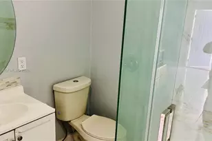 18901 NW 77th Ct, Hialeah, FL 33015 - Photo 23