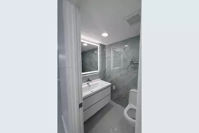 6901 Cypress Rd #B17, Plantation, FL 33317 - Photo 11