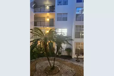 6901 Cypress Rd #B17, Plantation, FL 33317 - Photo 1