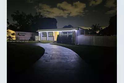 1055 NE 144th St, North Miami, FL 33161 - Photo 47