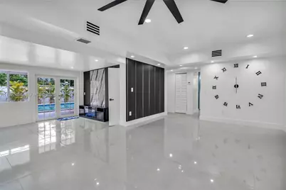 1055 NE 144th St, North Miami, FL 33161 - Photo 11