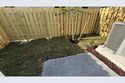 1077 SE 2nd Ter #1077, Florida City, FL 33034 - Photo 35