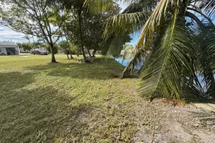 11755 SW 37th St, Miami, FL 33175 - Photo 17