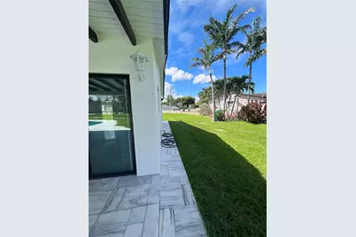11755 SW 37th St, Miami, FL 33175 - Photo 11