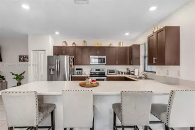 25354 SW 108th Ave, Homestead, FL 33032 - Photo 9