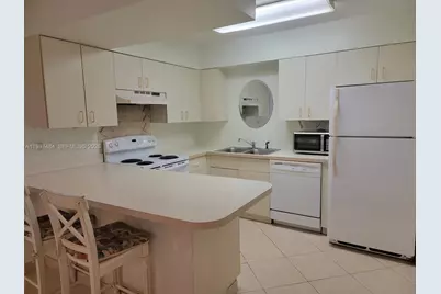 109 SE Village Dr #109, Port Saint Lucie, FL 34952 - Photo 3