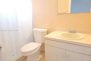 109 SE Village Dr, Port Saint Lucie, FL 34952 - Photo 9