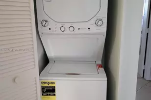 109 SE Village Dr, Port Saint Lucie, FL 34952 - Photo 5