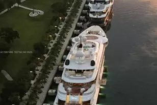 888 Biscayne Blvd, Miami, FL 33132 - Photo 25