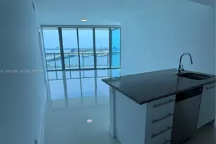 888 Biscayne Blvd, Miami, FL 33132 - Photo 3