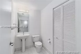 888 Biscayne Blvd, Miami, FL 33132 - Photo 15