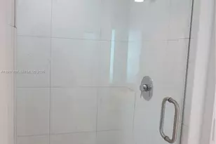 500 Brickell Ave, Miami, FL 33131 - Photo 19