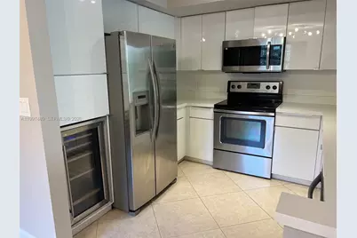 19701 E Country Club Dr #5208, Aventura, FL 33180 - Photo 3