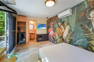 521 NE 74th St, Miami, FL 33138 - Photo 13