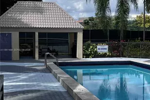 8215 Lake Dr, Doral, FL 33166 - Photo 45