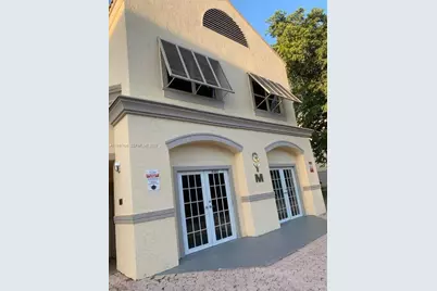 8215 Lake Dr #108, Doral, FL 33166 - Photo 29