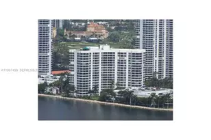 3600 Mystic Pointe Dr, Aventura, FL 33180 - Photo 3