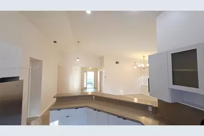 3247 NW 123rd Ave, Sunrise, FL 33323 - Photo 5