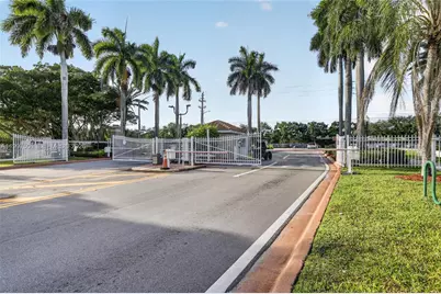 16307 NW 17th Ct, Pembroke Pines, FL 33028 - Photo 29