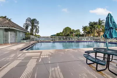 16307 NW 17th Ct, Pembroke Pines, FL 33028 - Photo 27