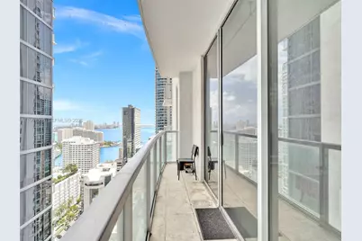 1050 Brickell Ave #2722, Miami, FL 33131 - Photo 1