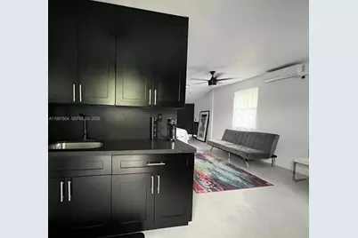 21 NE 53 St, Miami, FL 33137 - Photo 5